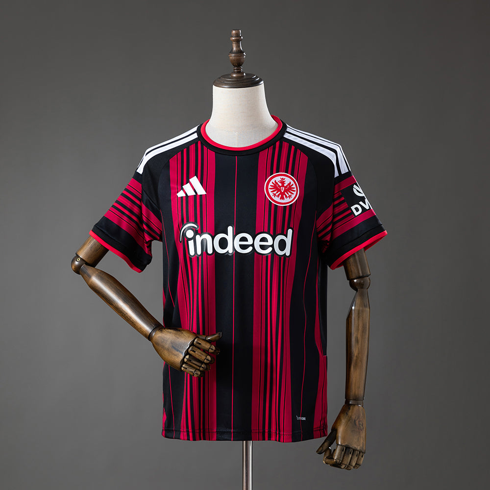 Eintracht Francfort Domicile - 26/27